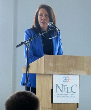 Maria Cantwell speaking at NEEC event